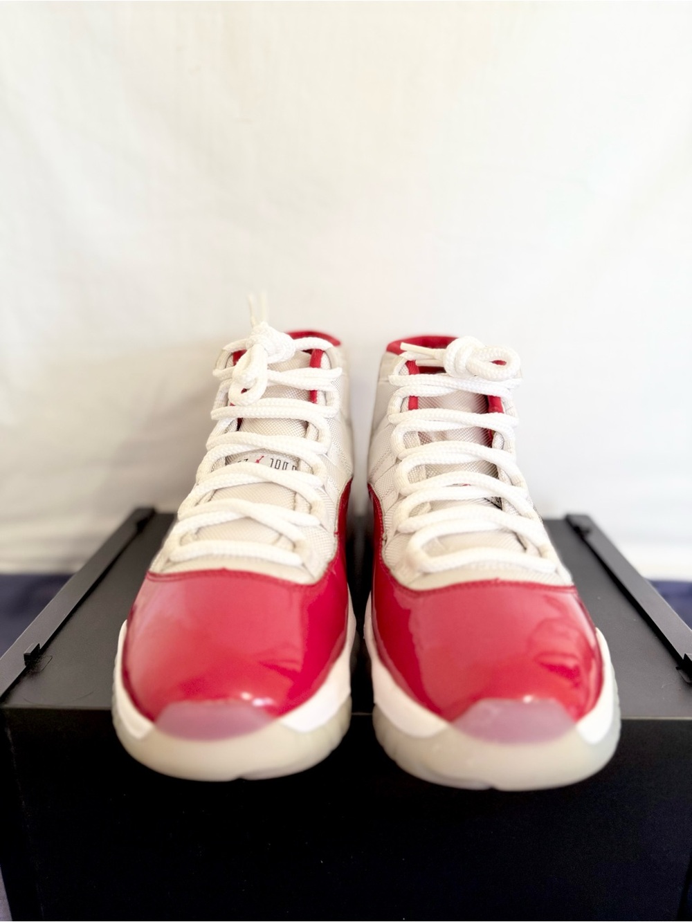AUTHENTIC Jordan 11 Retro Cherry size 8 CT8012-116 2022 PRE-OWNED - Picture 7 of 8